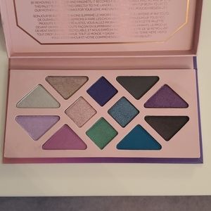 ATHR beauty eyeshadow pallet